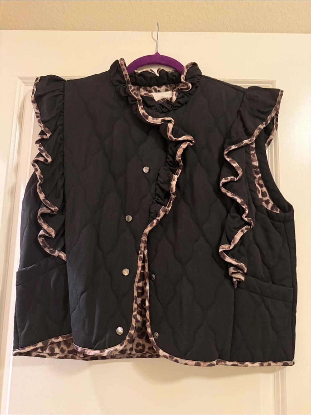 Umgee Black Quilted Vest with Leopard Trim Ruffles